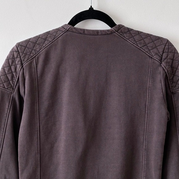 3/$20🌻Gap Gray Cotton Quilted Zip Jacket - Picture 10 of 16